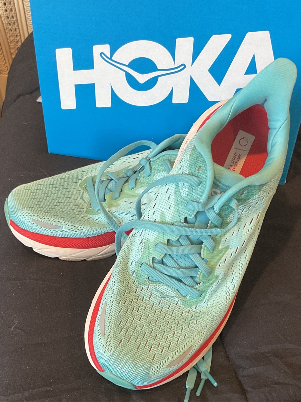 Hoka Women’s Mint Green Clifton 8 Size 9